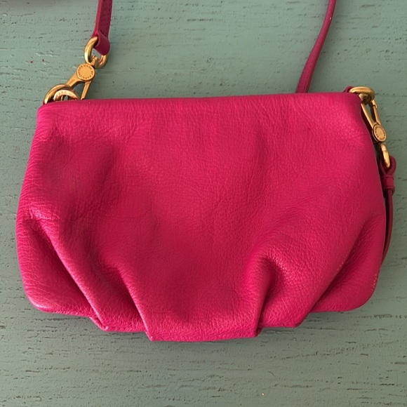 Marc By Marc Jacobs Pink Crossbody Bag with Gold Hardware - Picture 4 of 7